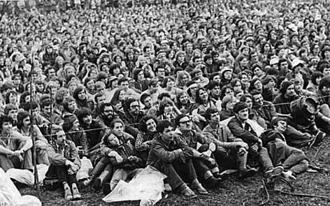 зрители слёта почитатетель самодеятельной песни